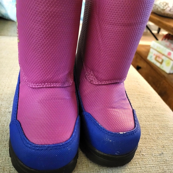 L.L. Bean Toddler size 8 winter boots. - Picture 2 of 5